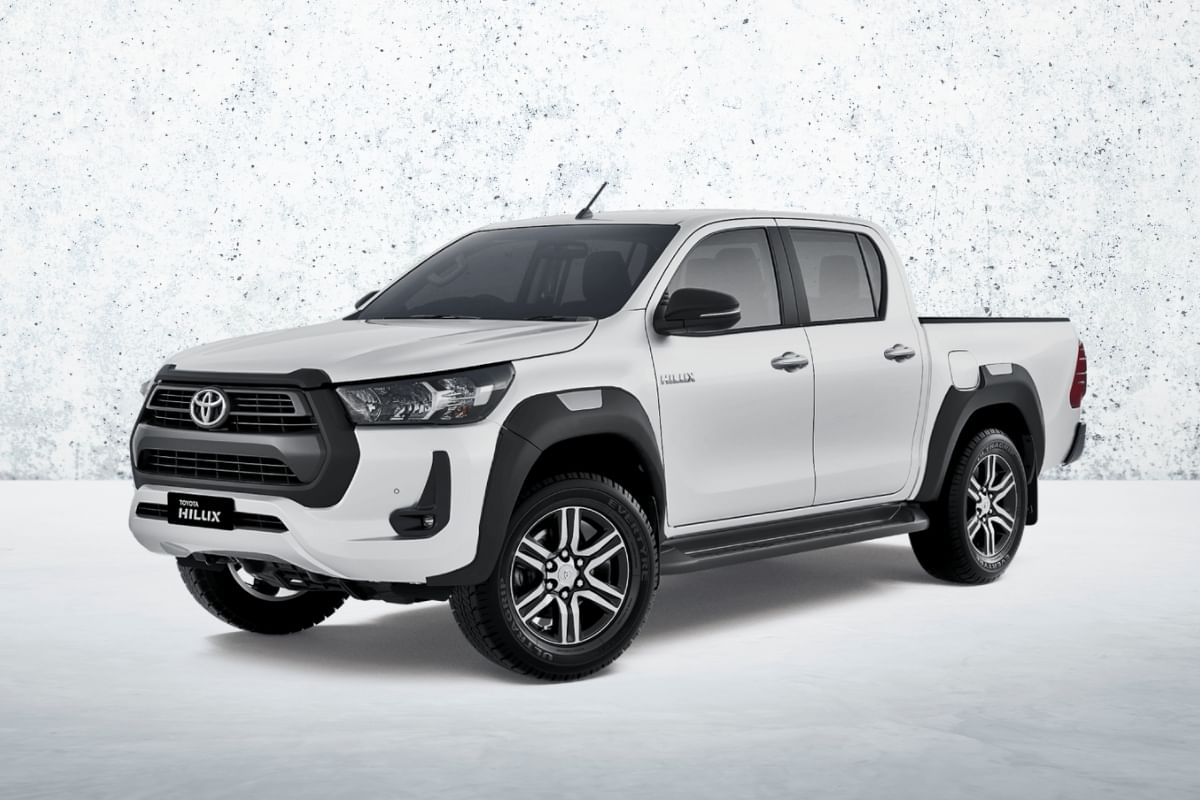 Toyota Hilux color-super-white Image – Hilux Photos in India